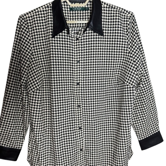 Blouse - Picture 1 of 2